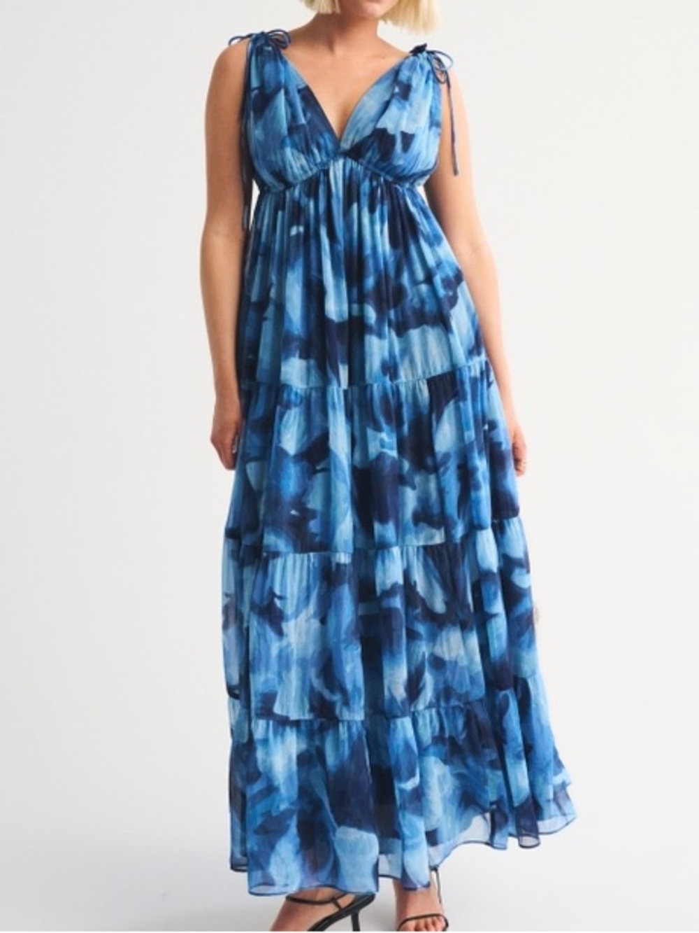 Abercrombie and Fitch Convertible Flowy Maxi Dress Blue Floral